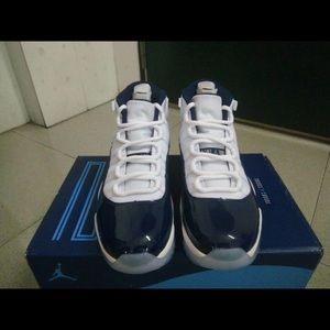 Air Jordan 11 win like 82.   Sold !!